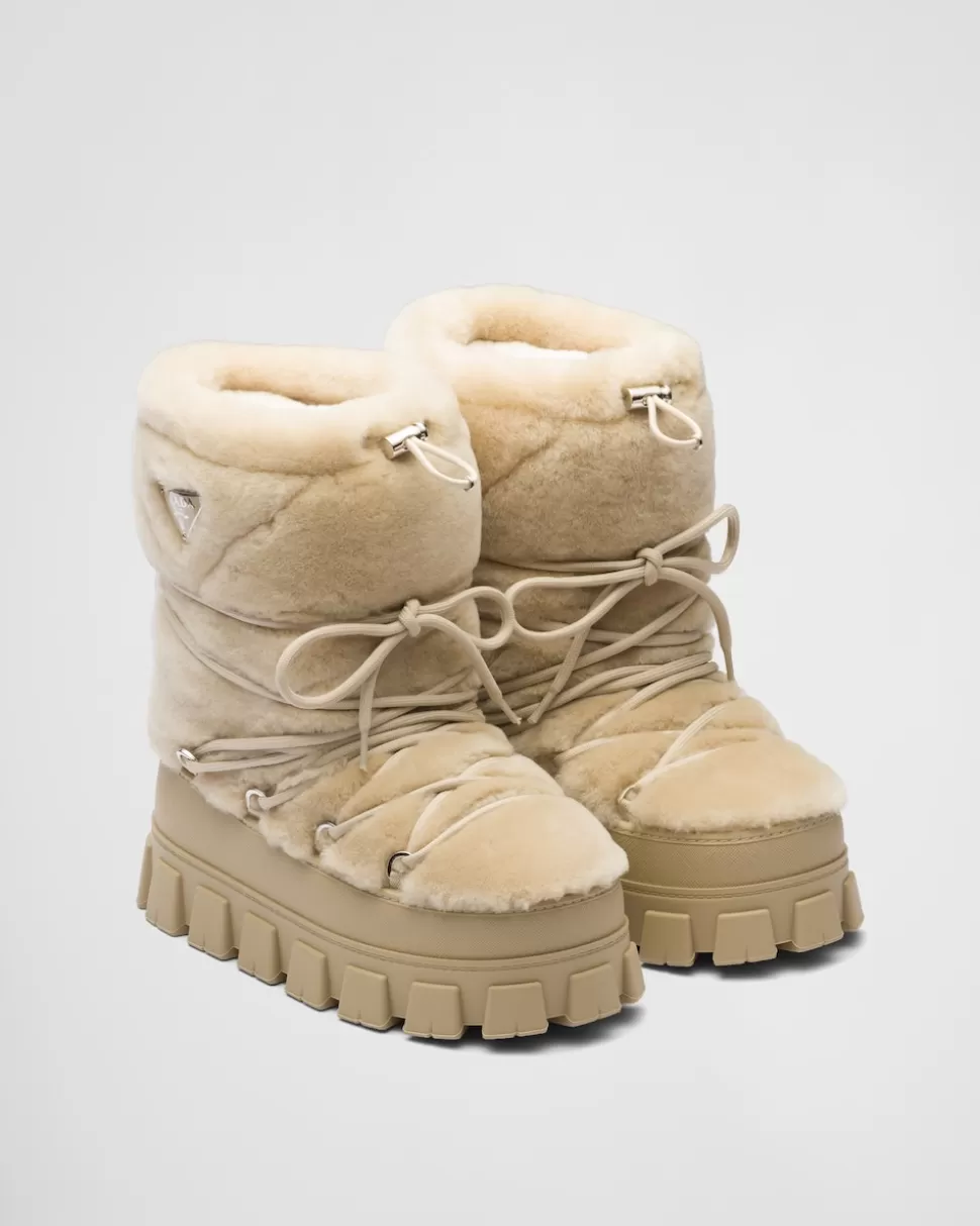 Hot Prada Après-ski-stiefel Aus Lammfell Ecru