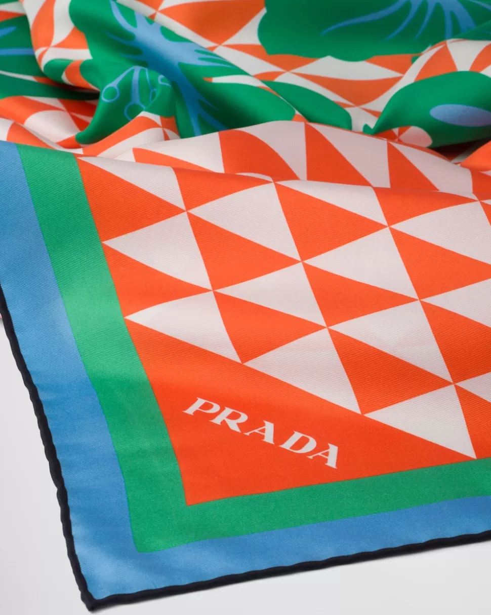 Sale Prada Bedruckter Schal Aus Twill Mango/Weiß