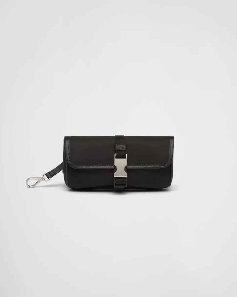 New Prada Brillen-etui Aus Re-nylon Und Saffiano Schwarz