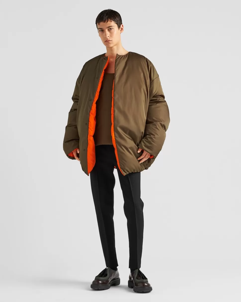 Flash Sale Prada Daunenjacke Aus Re-nylon Zum Wenden Militärgrün
