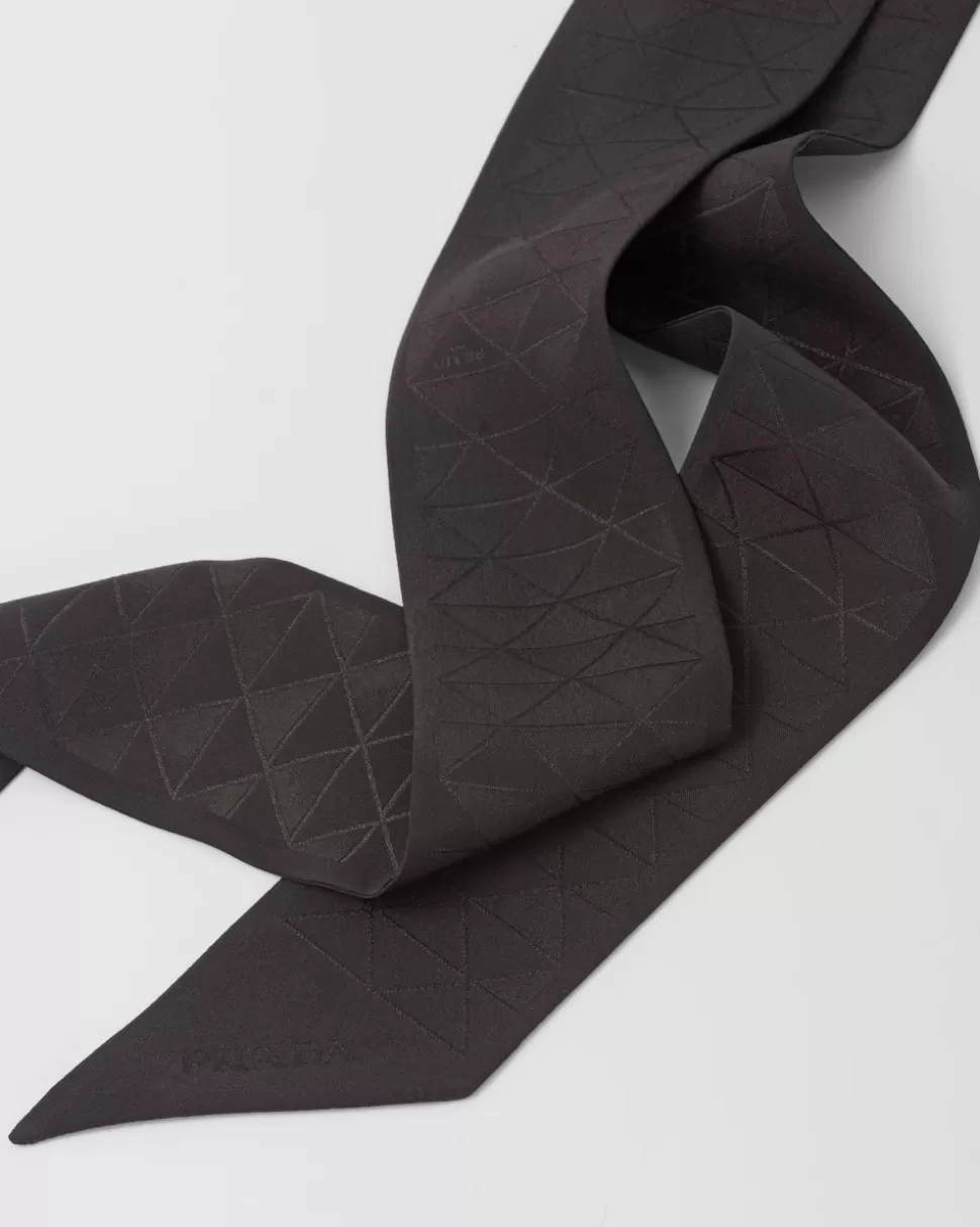 Shop Prada Jacquard-krawatte Aus Crêpe De Chine Schwarz
