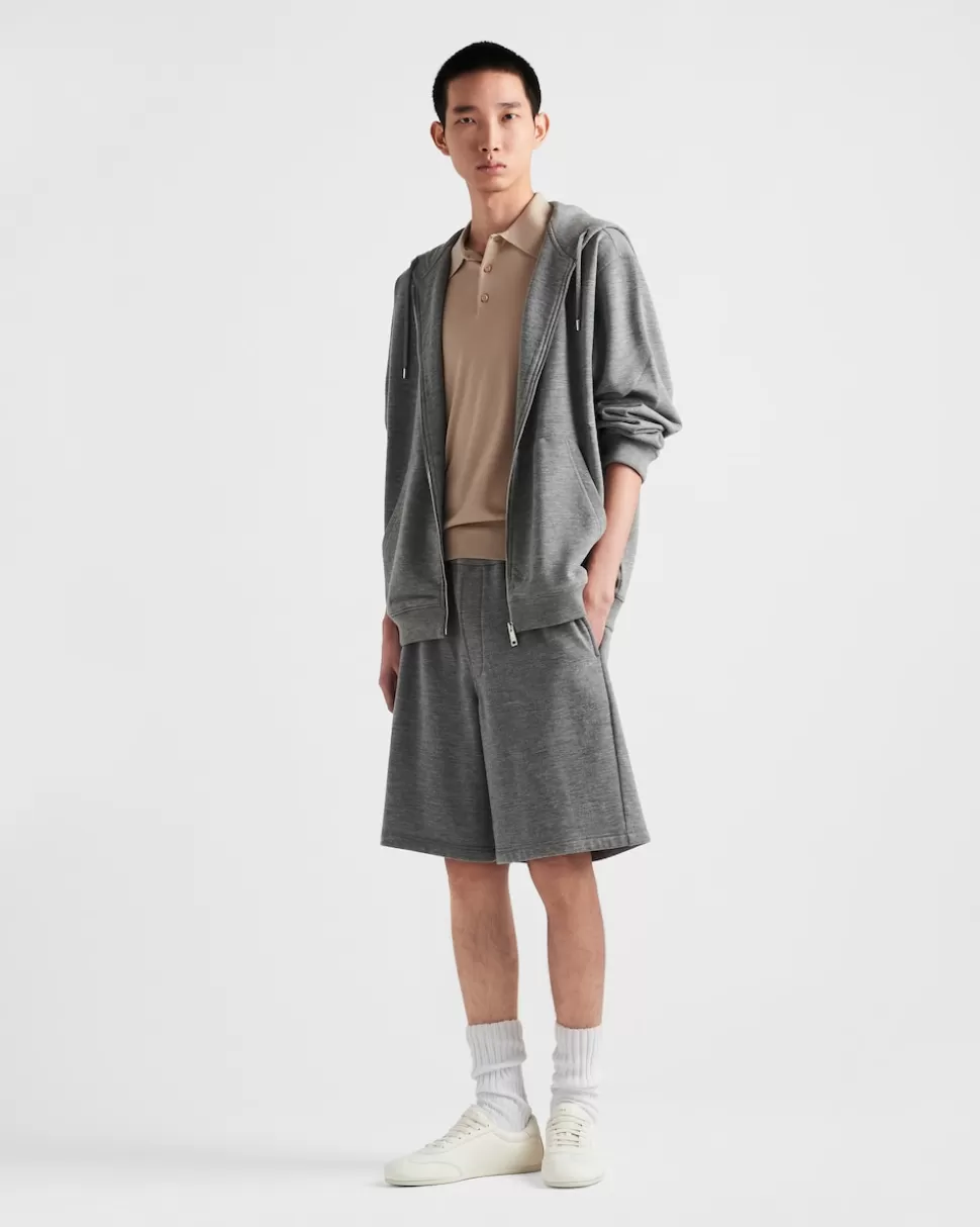 Shop Prada Kapuzenstrickjacke Aus Kaschmirmischung Grau