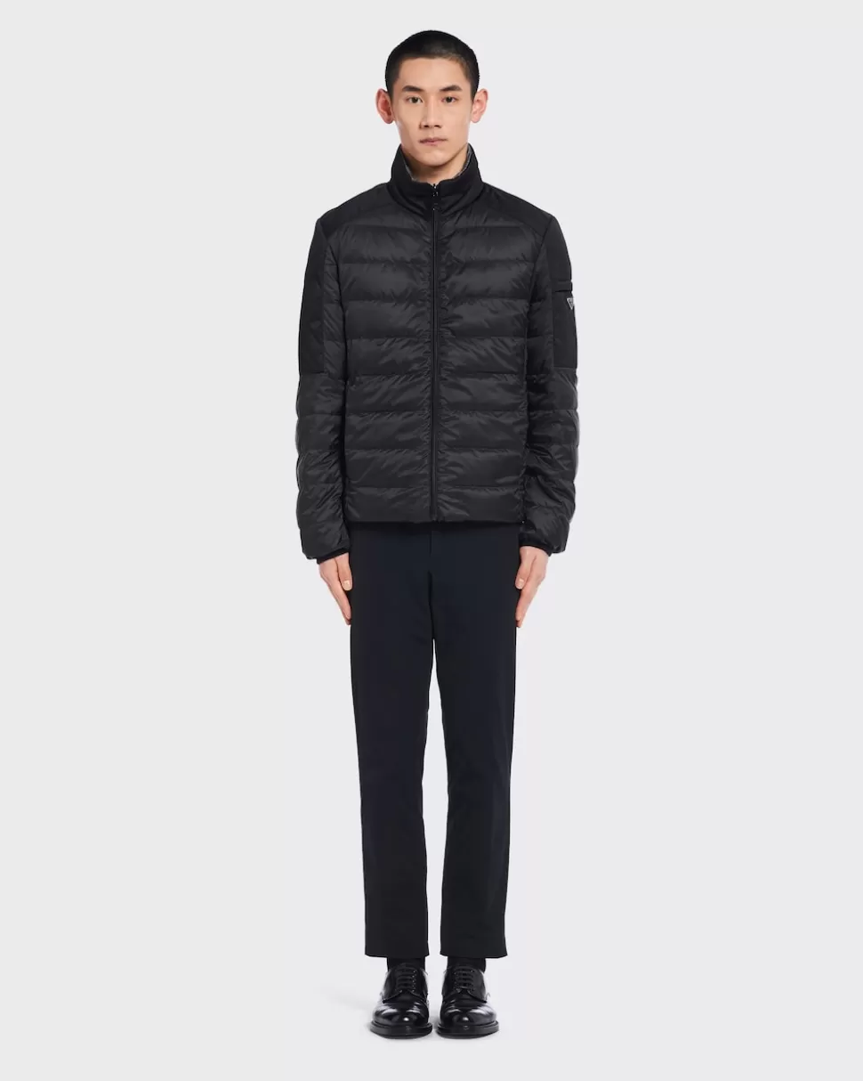 Outlet Prada Kurze Daunenjacke Aus Funktionsgewebe Schwarz/Grau