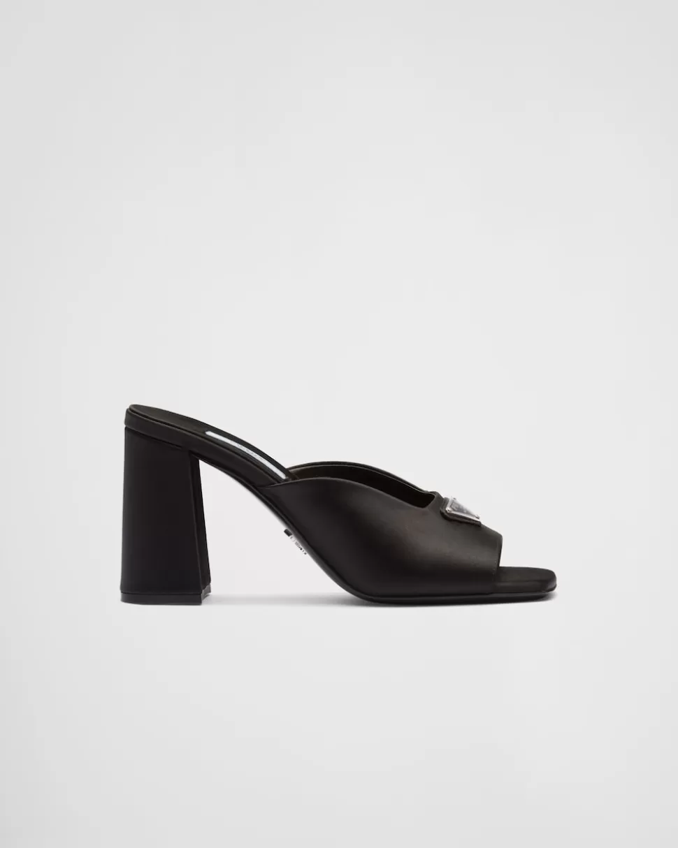 Hot Prada Pantoletten Aus Satin Mit Absatz Schwarz
