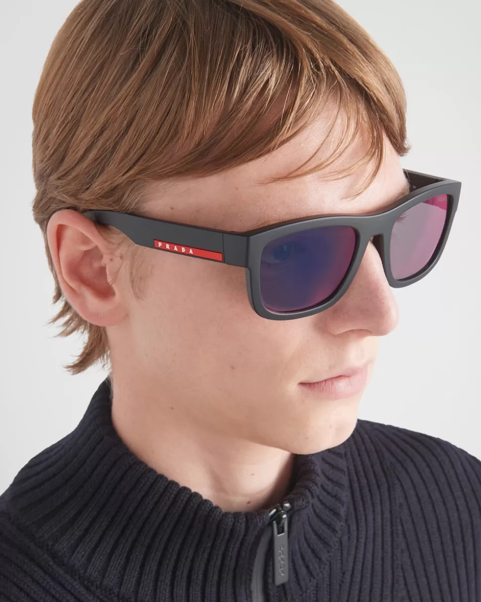 Outlet Prada Linea Rossa Active Sonnenbrille GläserInRot