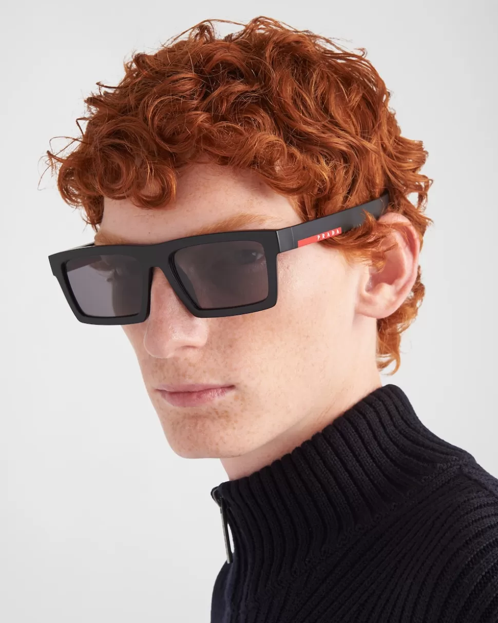 Shop Prada Linea Rossa Impavid Sonnenbrille Gläser:Schwarz