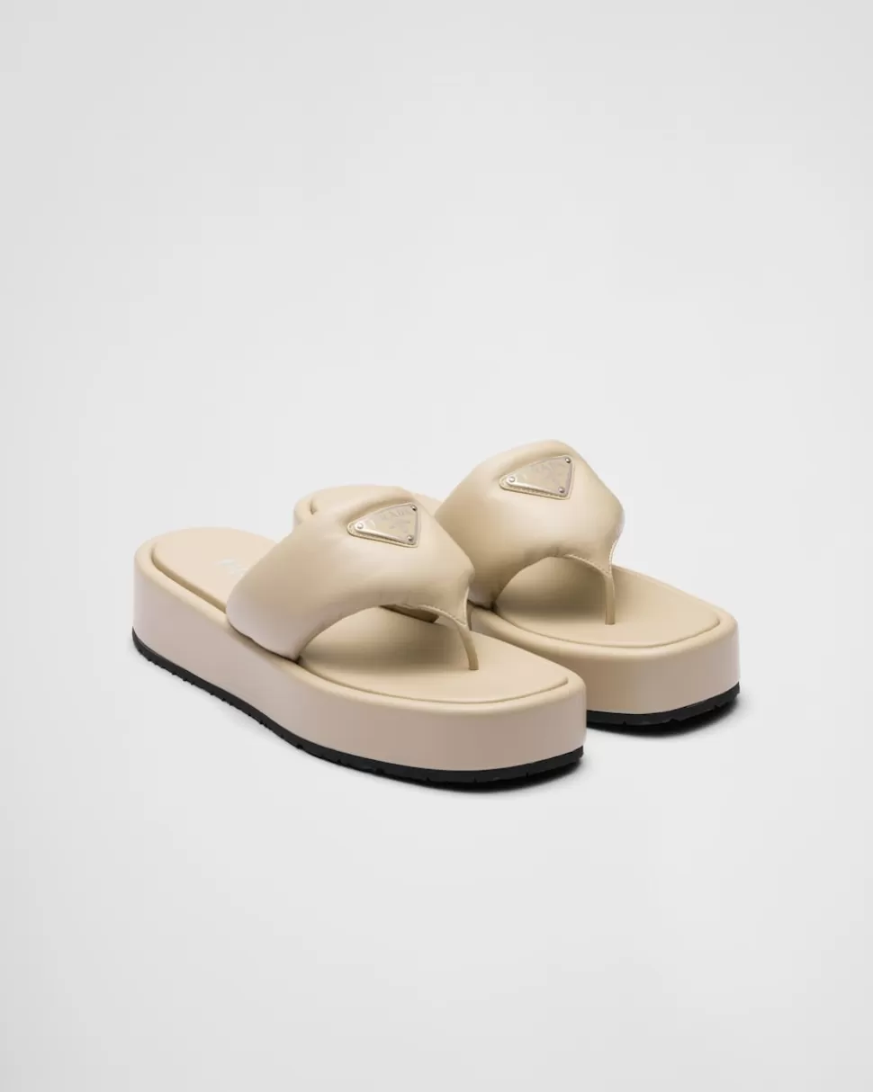 Clearance Prada Soft Keil-zehenstegsandalen Aus Gepolstertem Nappa-leder Schwarz