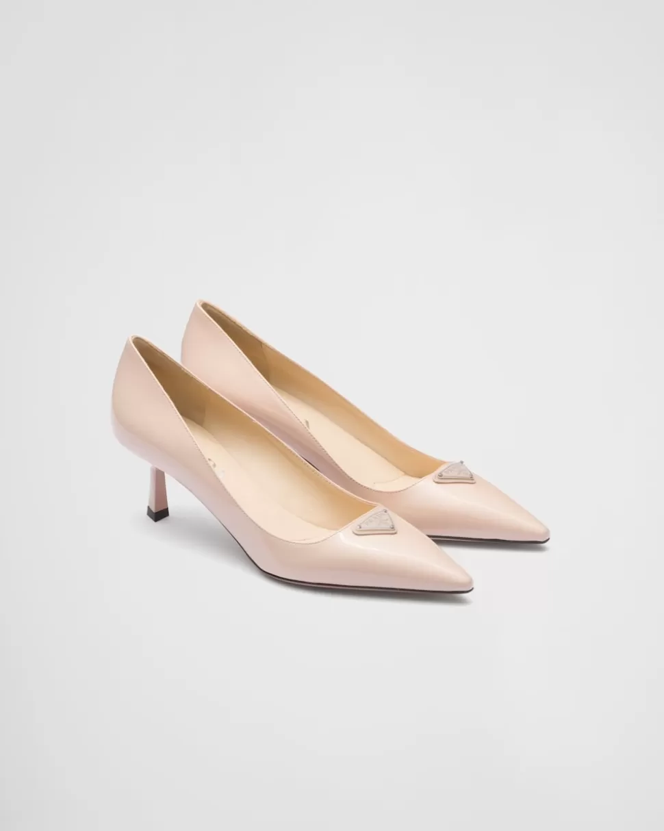 Shop Prada Pumps Aus Lackleder Schwarz