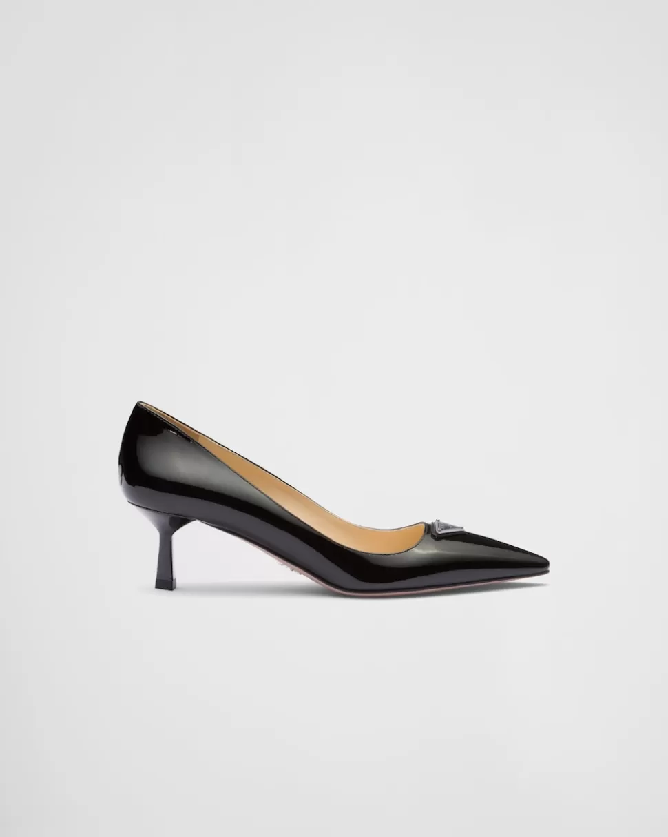 Shop Prada Pumps Aus Lackleder Schwarz
