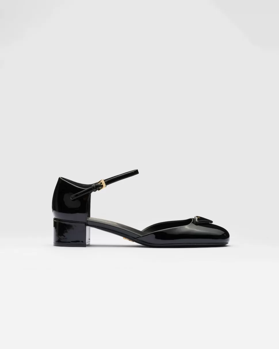 Shop Prada Pumps Aus Lackleder Schwarz