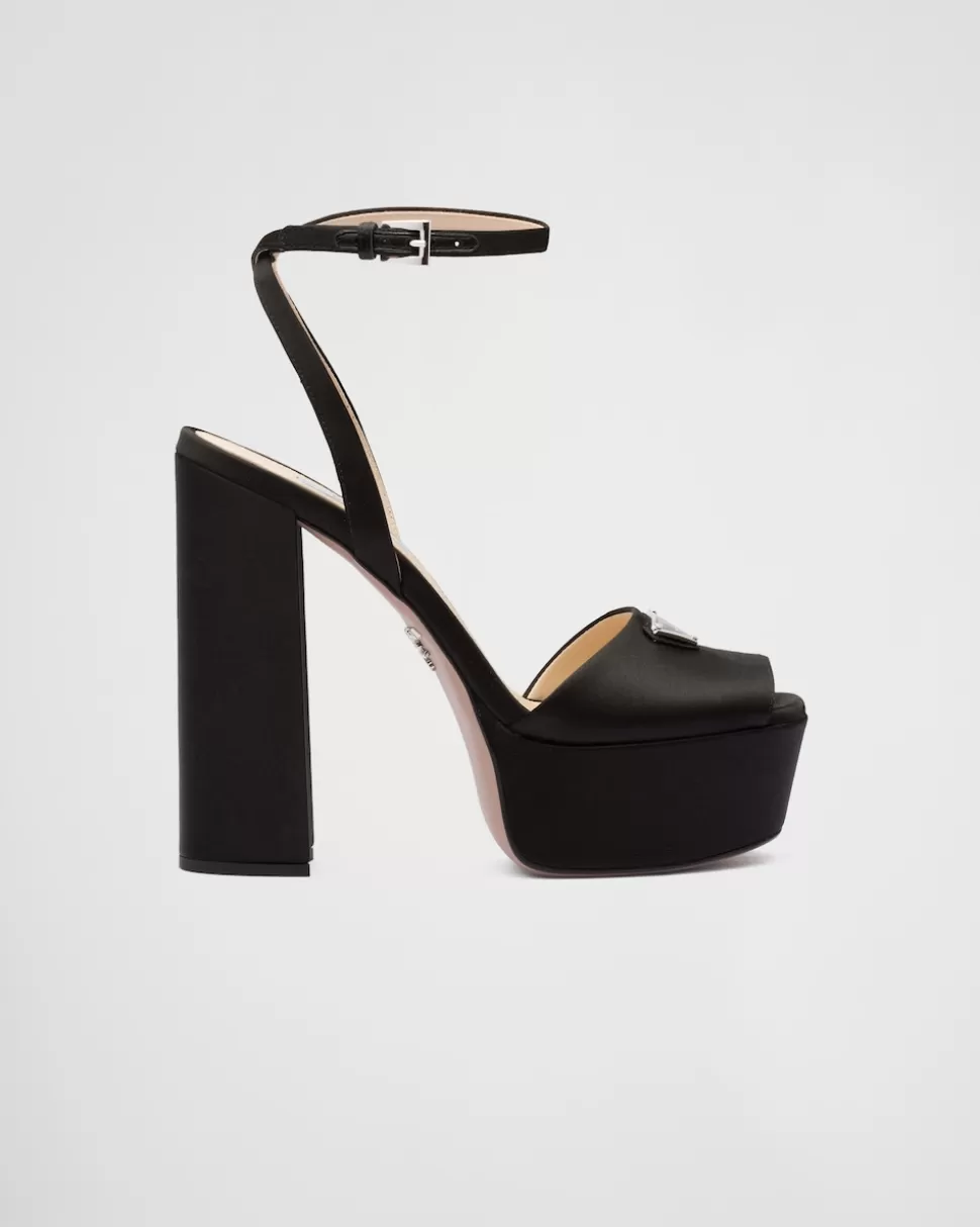Shop Prada Sandalen Aus Satin Mit Absatz Schwarz