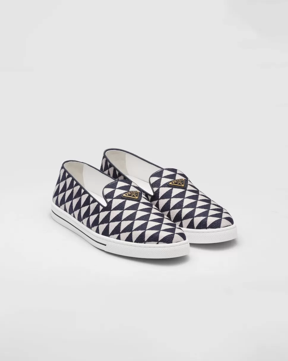 Store Prada Slip-on-schuhe Aus Besticktem Funktionsgewebe Ostseeblau/Kalkweiss
