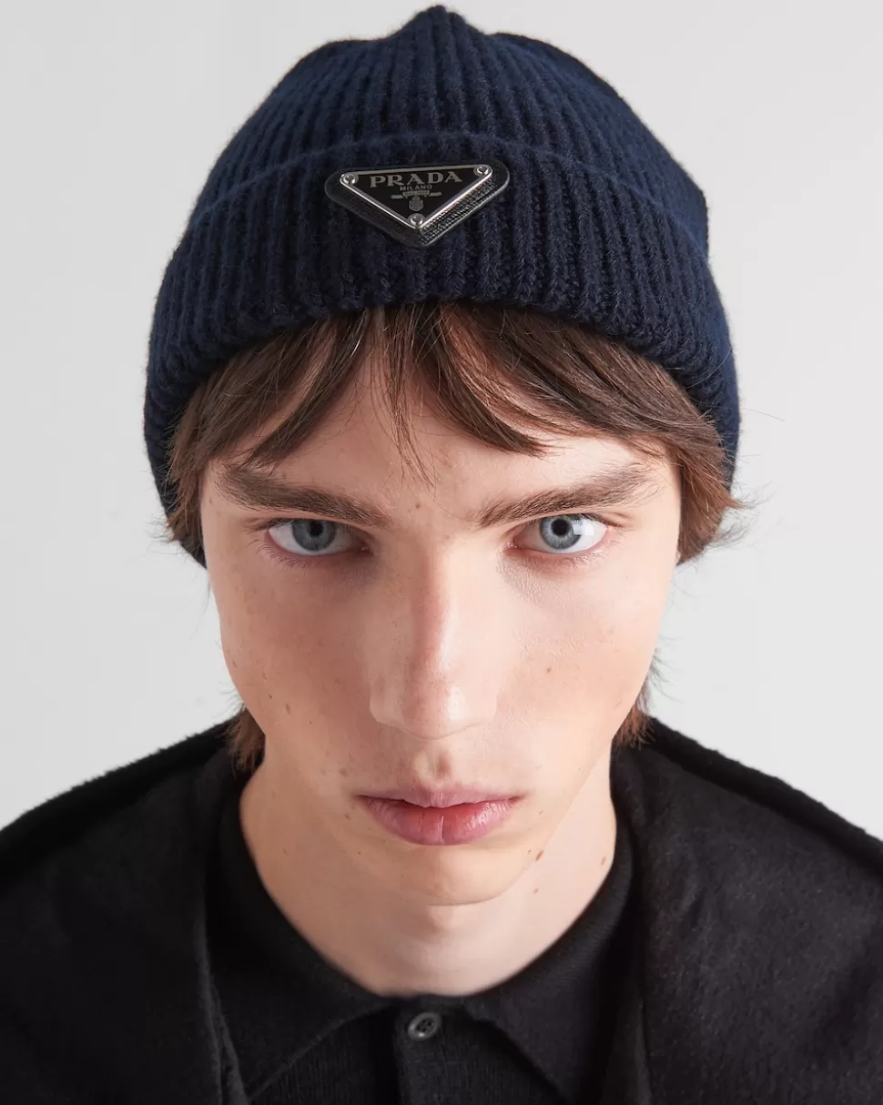 Shop Prada Strickmütze Aus Wolle Und Kaschmir Schwarz