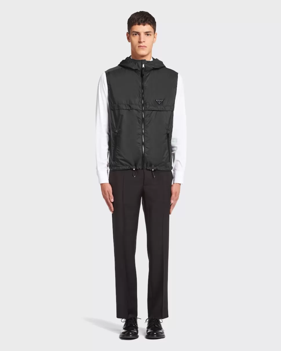 New Prada Weste Aus Re-nylon Schwarz/Eisengrau